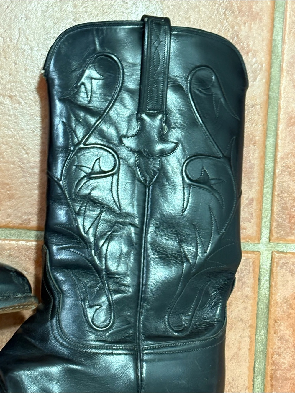 Lucchese 9.5 2E, Black Very Good Condition, Super Soft Wide Cowboy Western Boots - Picture 10 of 14